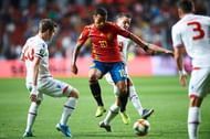 Operating in tight spaces, Thiago was able to find his team-mates with quick and accurate passes